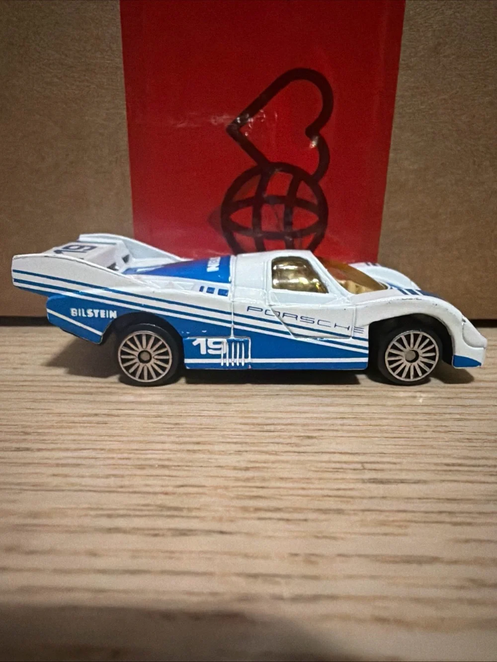 Maisto White/Blue Porsche 956 Bilstein #19 1/64 Diecast/Plastic GP Racecar